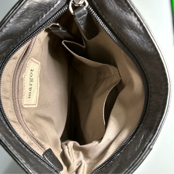 Margot black leather split pocket crossbody bag - Picture 9 of 14